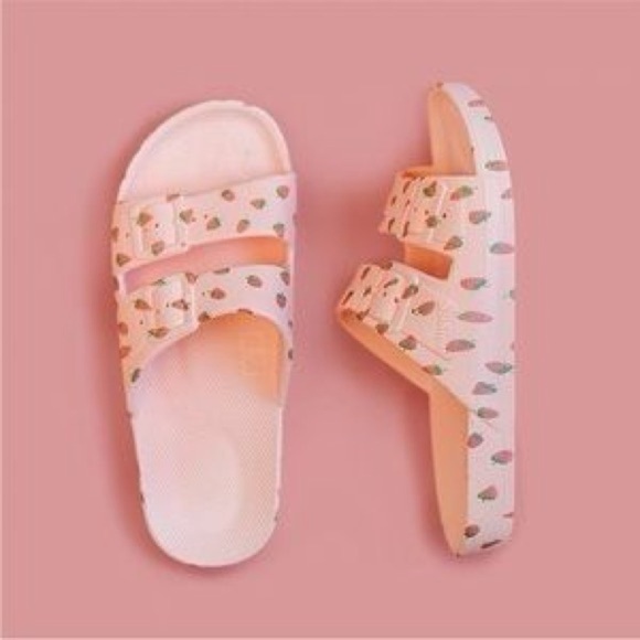 Freedom Moses strawberry milkshake pink slide sandals size 39 US 8 women’s - Picture 1 of 7